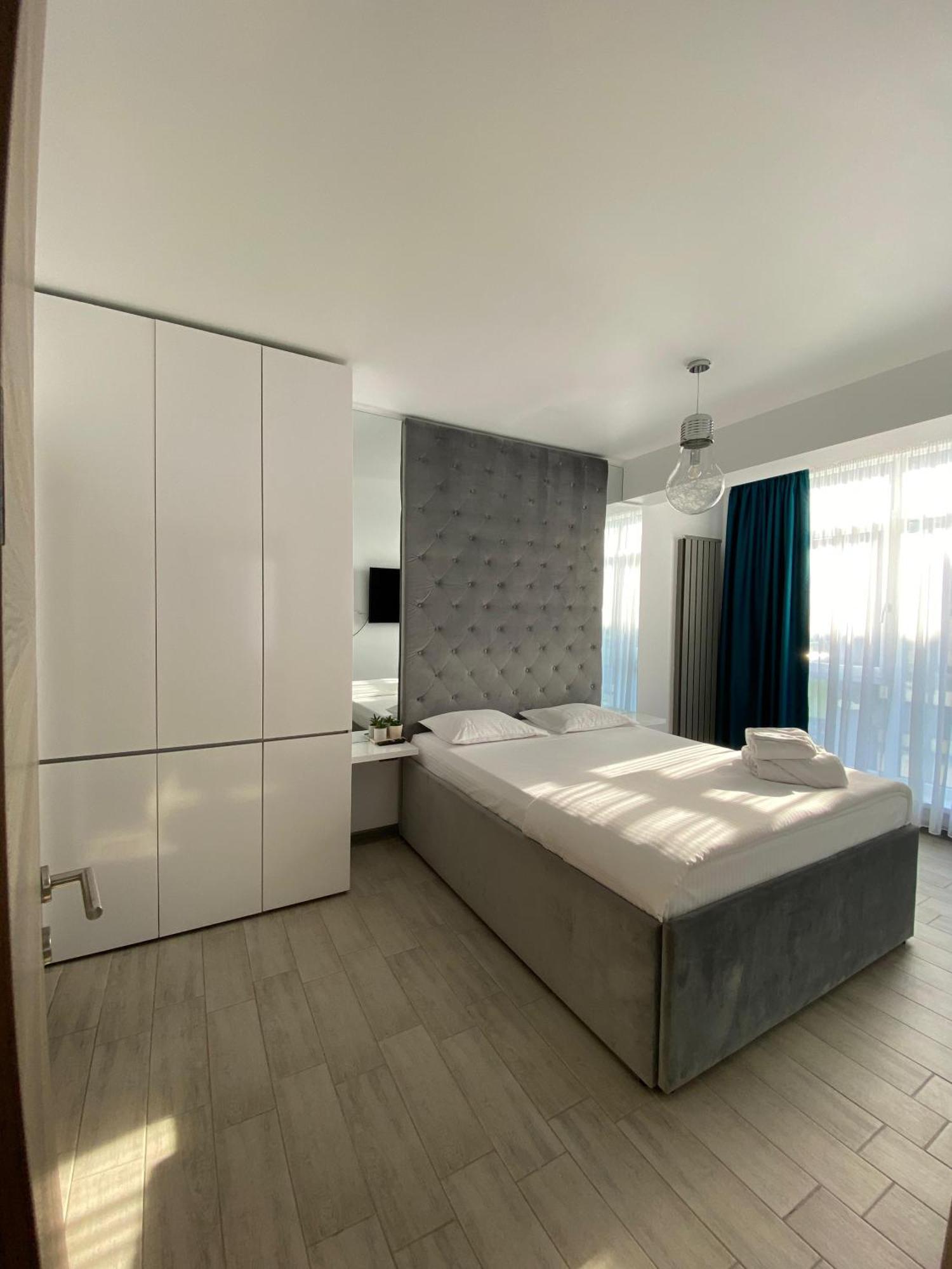 Iako Premium Apartament Navodari Ngoại thất bức ảnh
