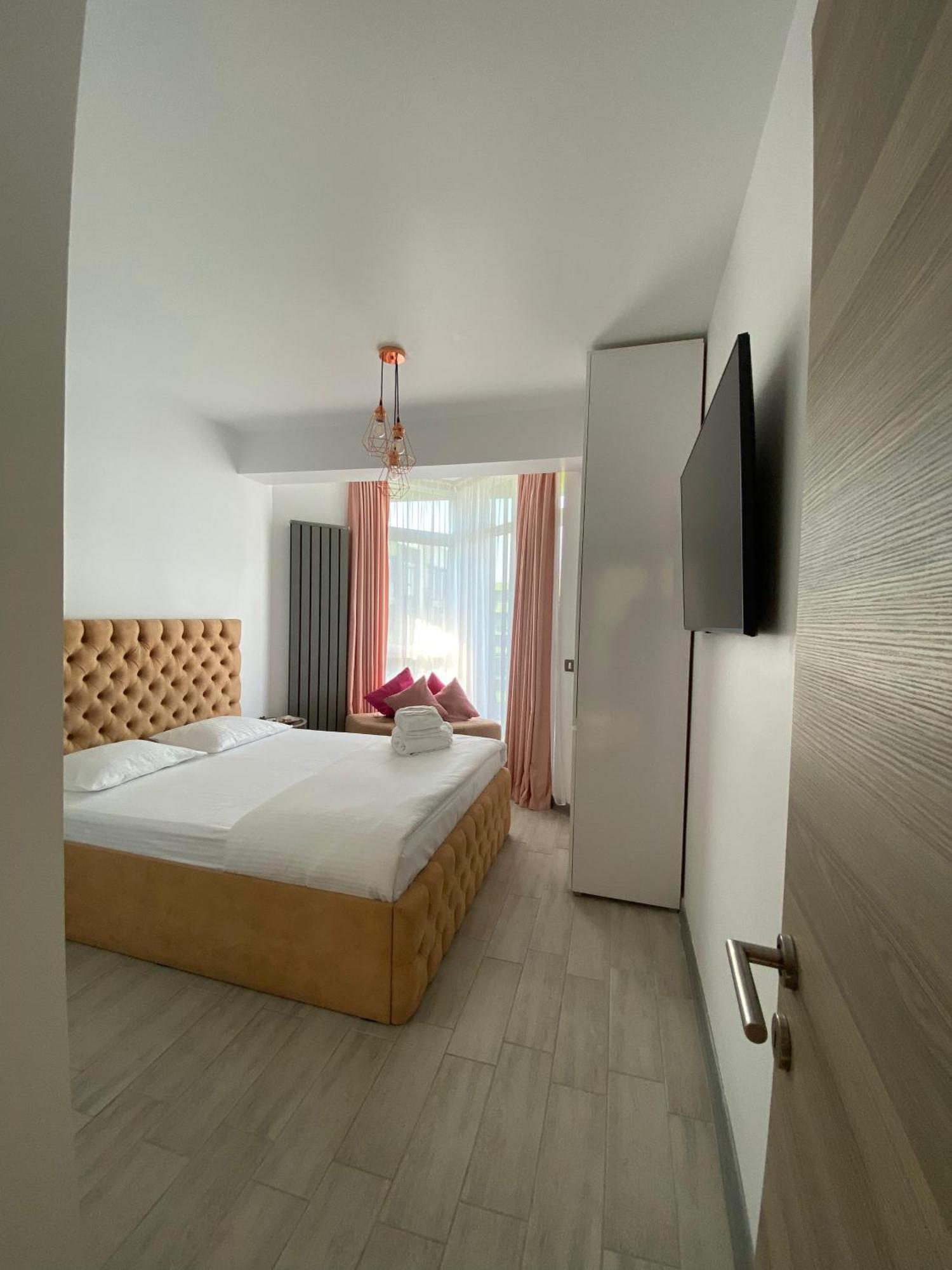 Iako Premium Apartament Navodari Ngoại thất bức ảnh